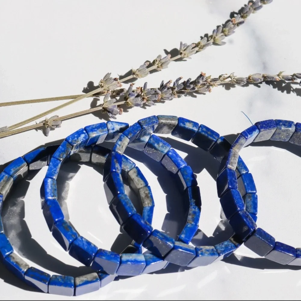 💙✨Lapis Lazuli Crystal Stretch Bracelet 10mm Square Beads✨💙 - Picture 7 of 9